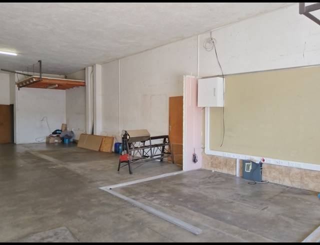 136M² WAREHOUSE TO LET IN NELSPRUIT CENTRAL